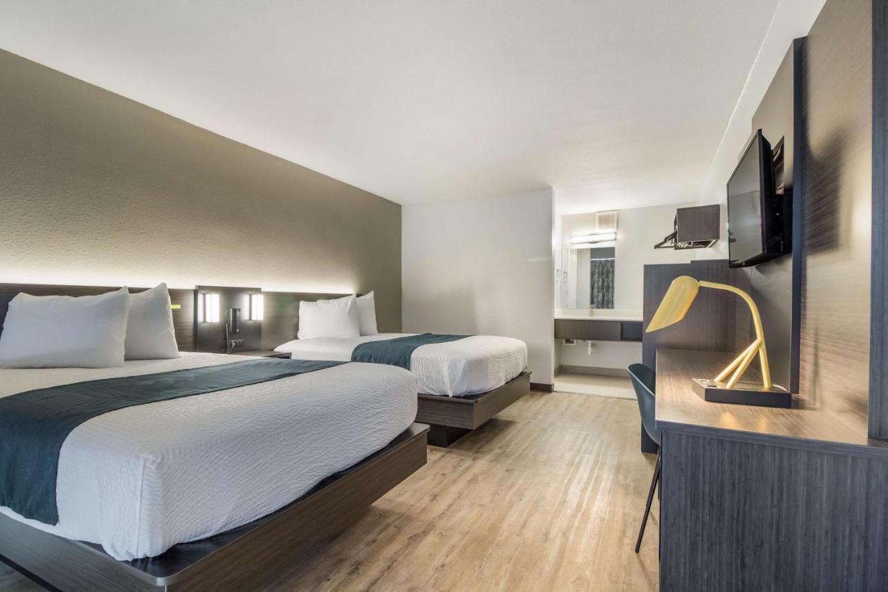 Motel 6 Groves, Tx ภายนอก รูปภาพ