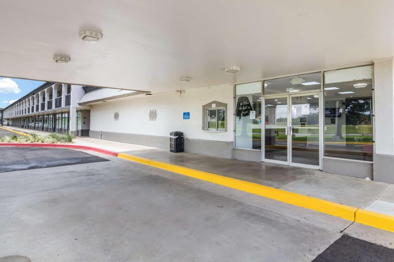 Motel 6 Groves, Tx ภายนอก รูปภาพ