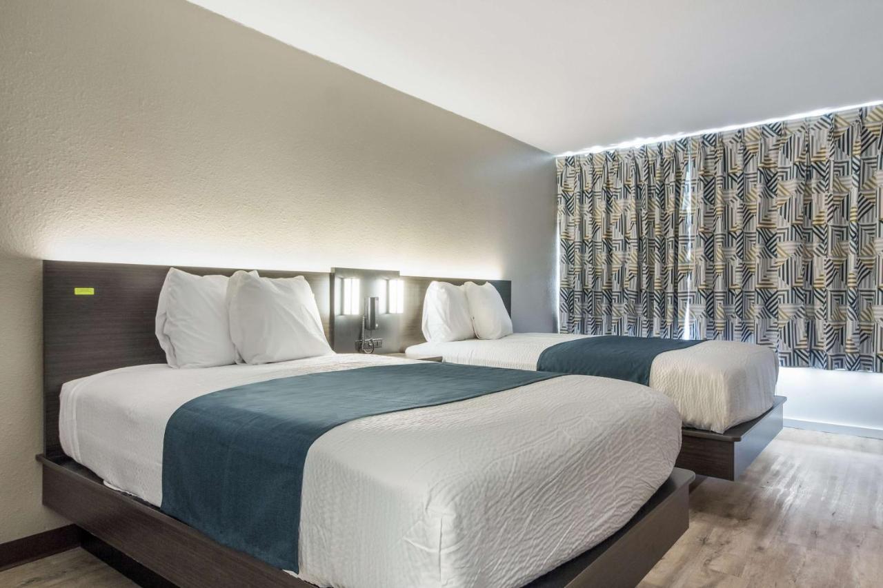Motel 6 Groves, Tx ภายนอก รูปภาพ